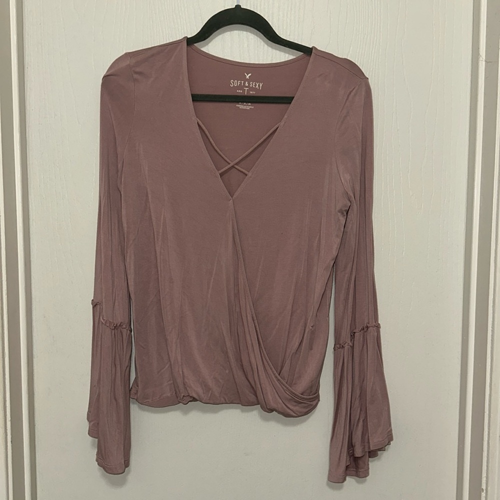 American Eagle Dusty Pink Long Sleeve Top — Size Medium